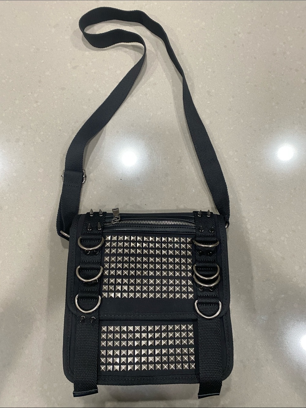 new darker wavs studded canvas crossbody messenger bag - Picture 2 of 10